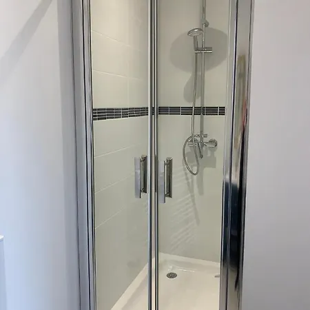 L Atelier شقة Vergèze