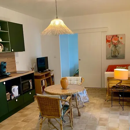 L Atelier شقة