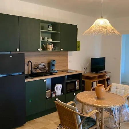 L Atelier شقة